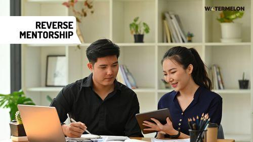 Reverse Mentorship - Gen Z làm “thông dịch viên số” cho thế hệ trước